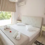 Holiday home Grand Bleu Beachfront House *