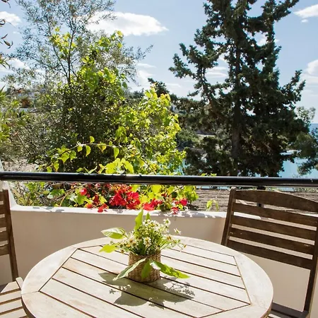 Dom wakacyjny Grand Bleu Beachfront House Porto Heli