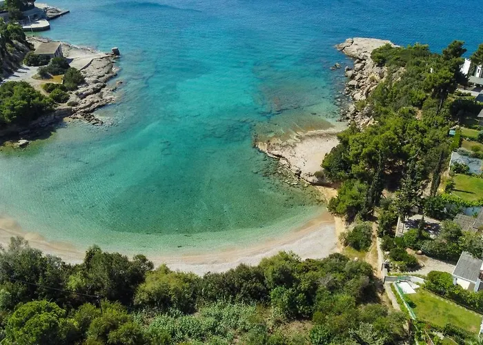 Casa de Férias Grand Bleu Beachfront House Porto Heli