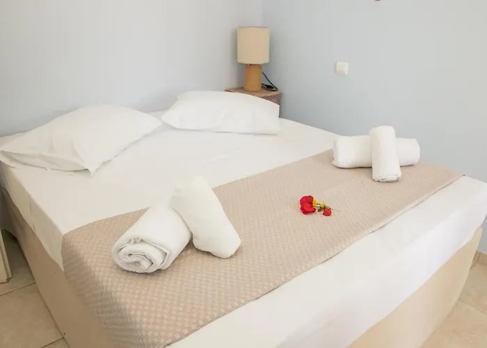 Grand Bleu Beachfront House Casa de Férias *